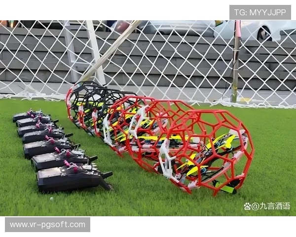 上海时隔31年再承办国际航联最高级别赛事,设定无人机足球新标准 上海时隔31年再承办国际航联最高级别赛事,设定无人机足球新标准