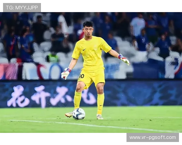 云南玉昆签下鲍亚雄，门将位置竞争加剧